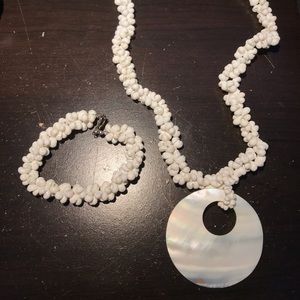 Shell Necklace & Bracelet Set